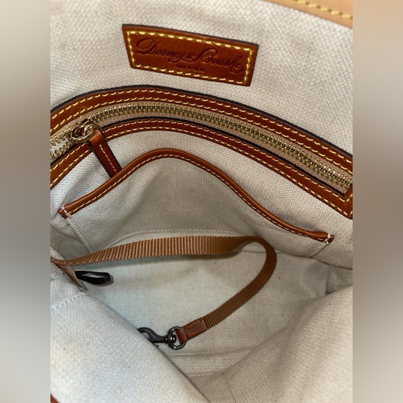 Dooney & Bourke Backpack DB Monogram - Picture 6 of 6